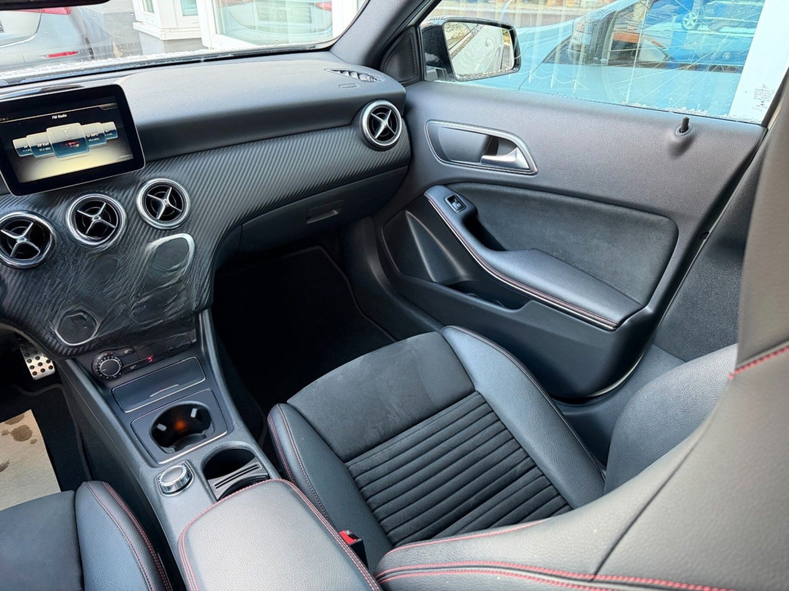 Mercedes-Benz A 200 AMG+Night+Kamera+LED+Navi+ foto 12