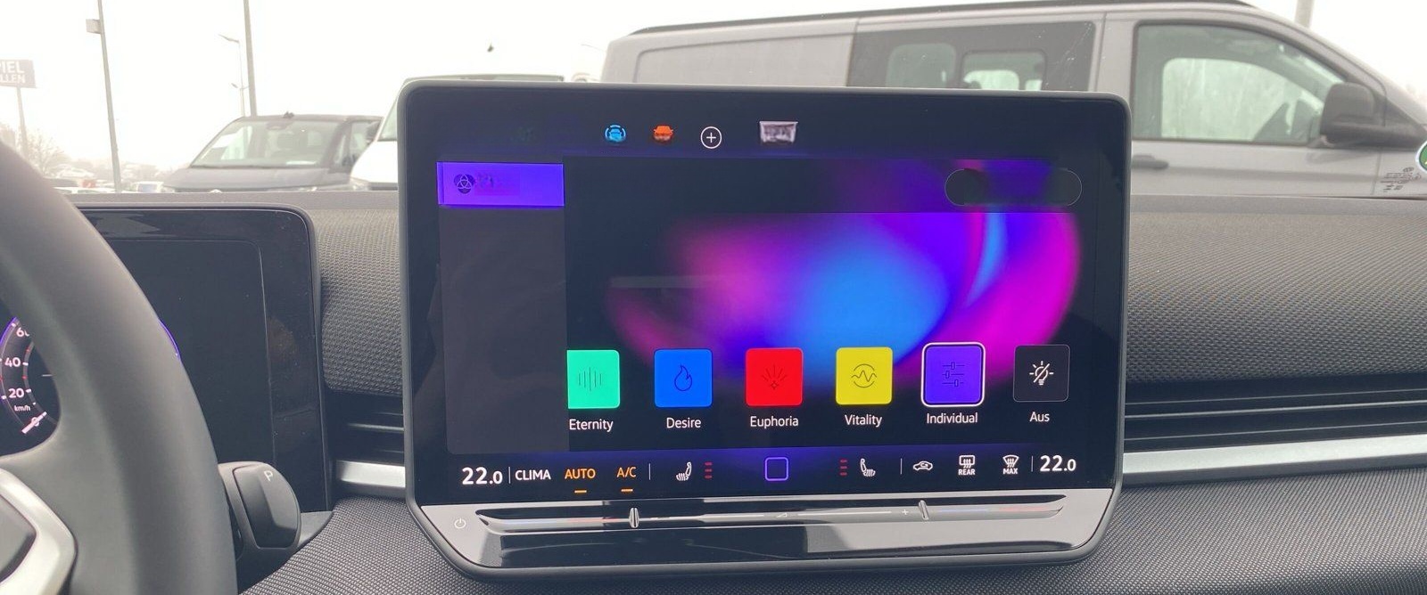 Volkswagen T-ROC Life 1.5 eTSI DSG ACC LED+ CarPlay SHZ App foto 17