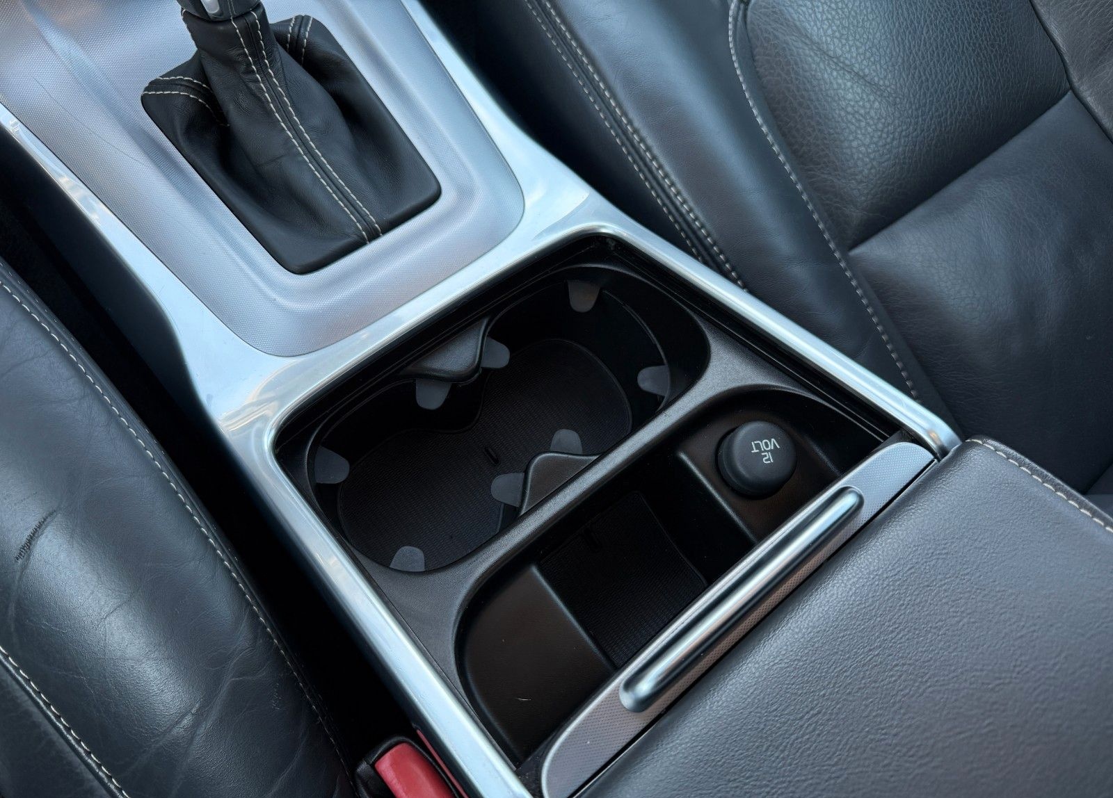 Volvo V70 Kombi Kinetic AWD Allrad|Schiebedach|Navi foto 18