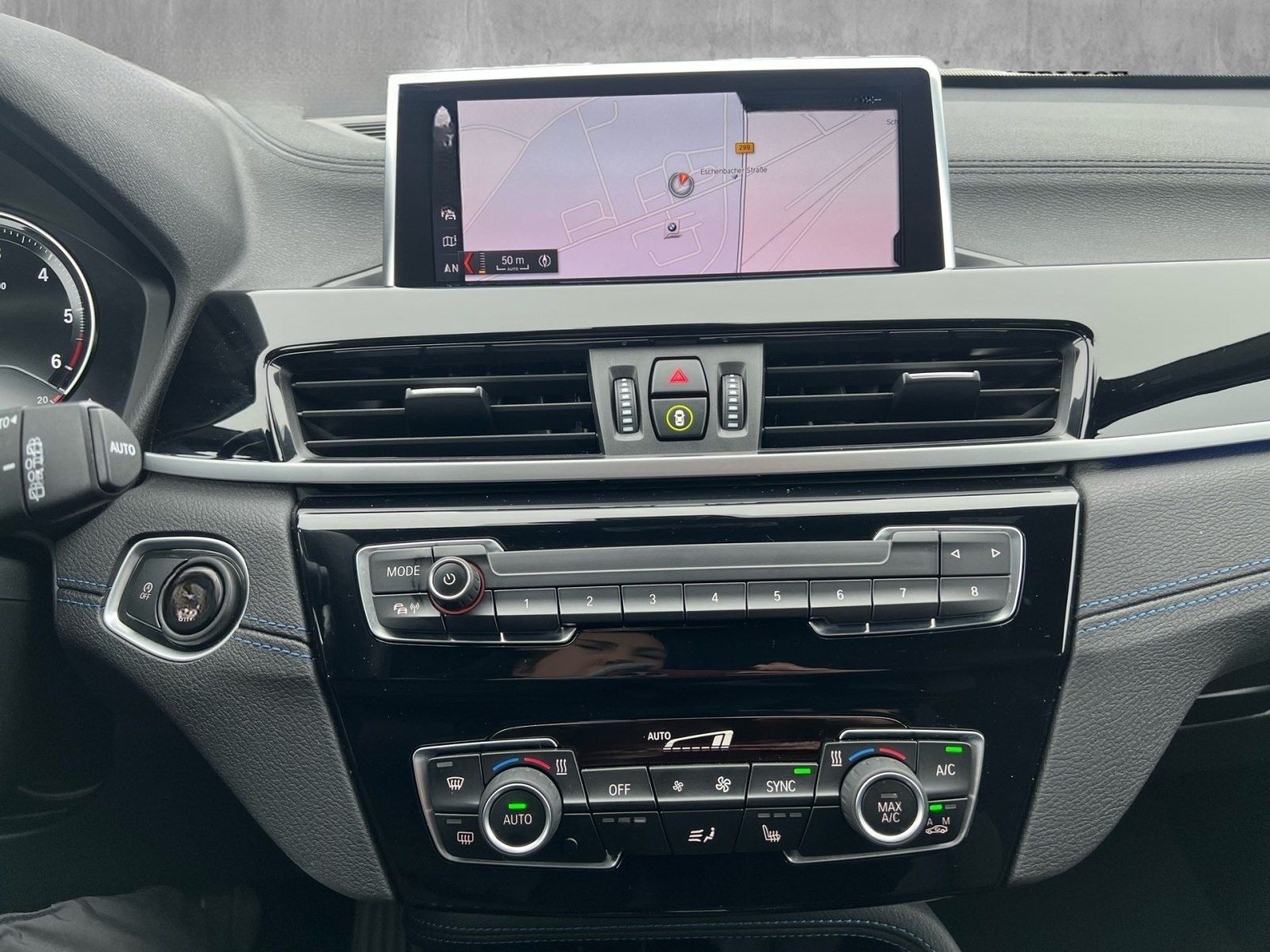 BMW X1 xDrive25d M Sportpaket HiFi DAB LED RFK Navi foto 11