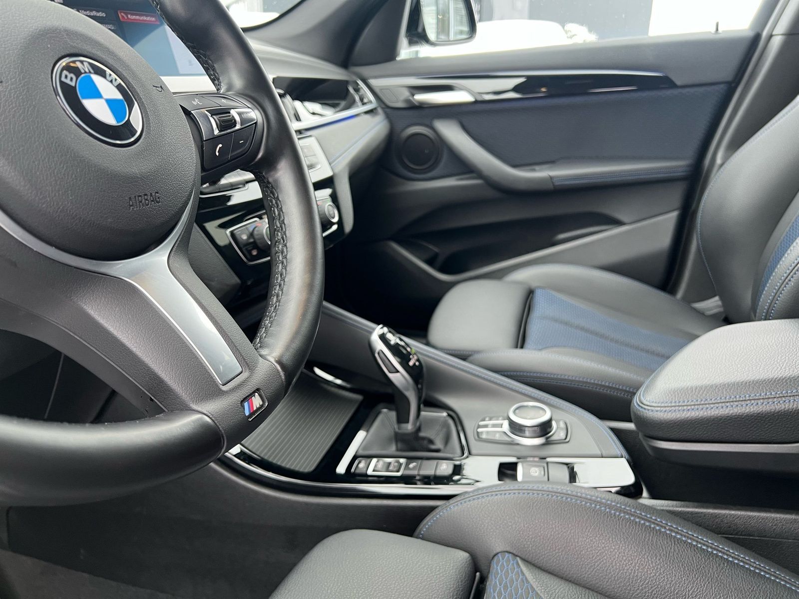 BMW X1 xDrive25d M Sportpaket HiFi DAB LED RFK Navi foto 18