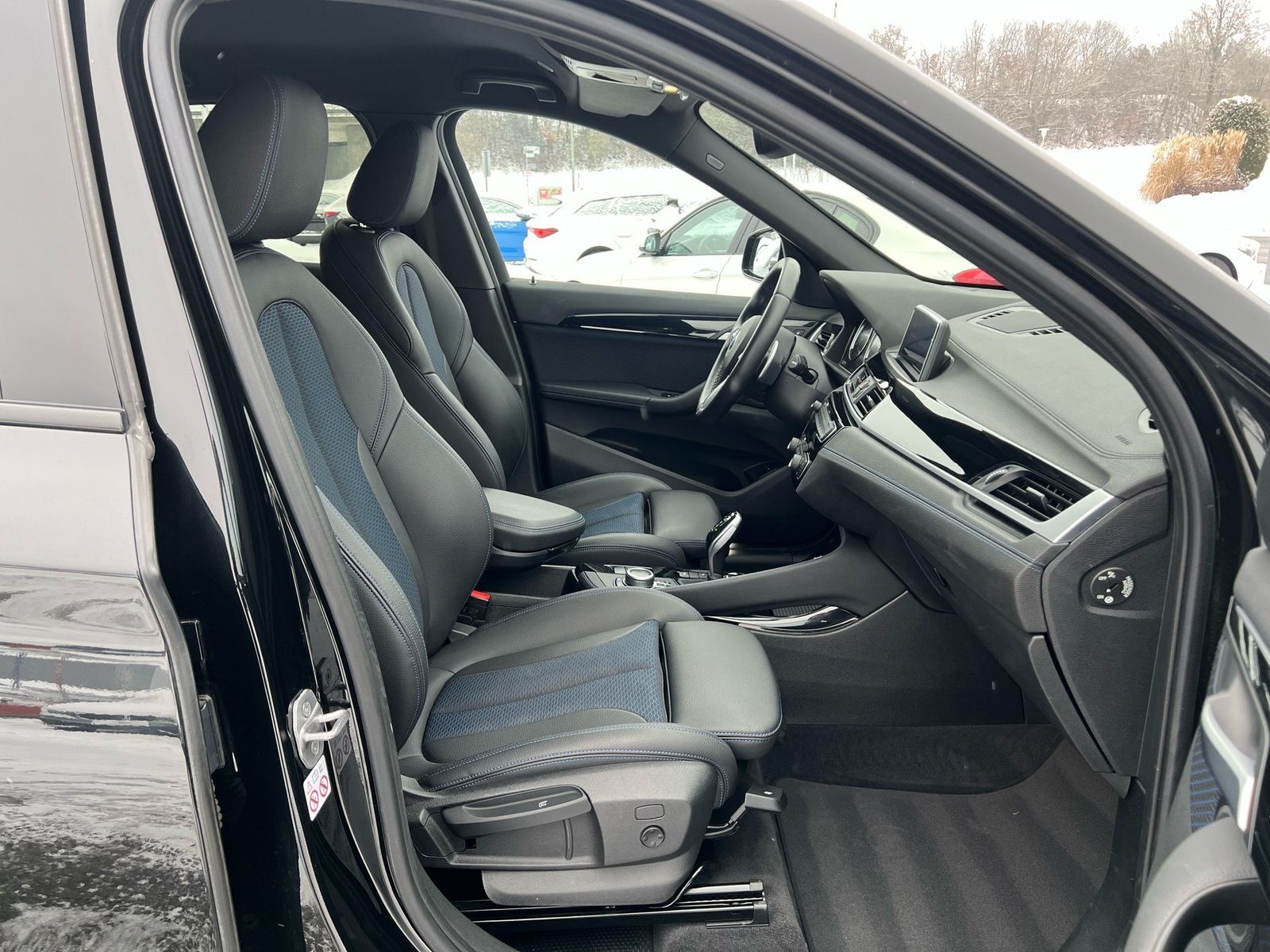 BMW X1 xDrive25d M Sportpaket HiFi DAB LED RFK Navi foto 25