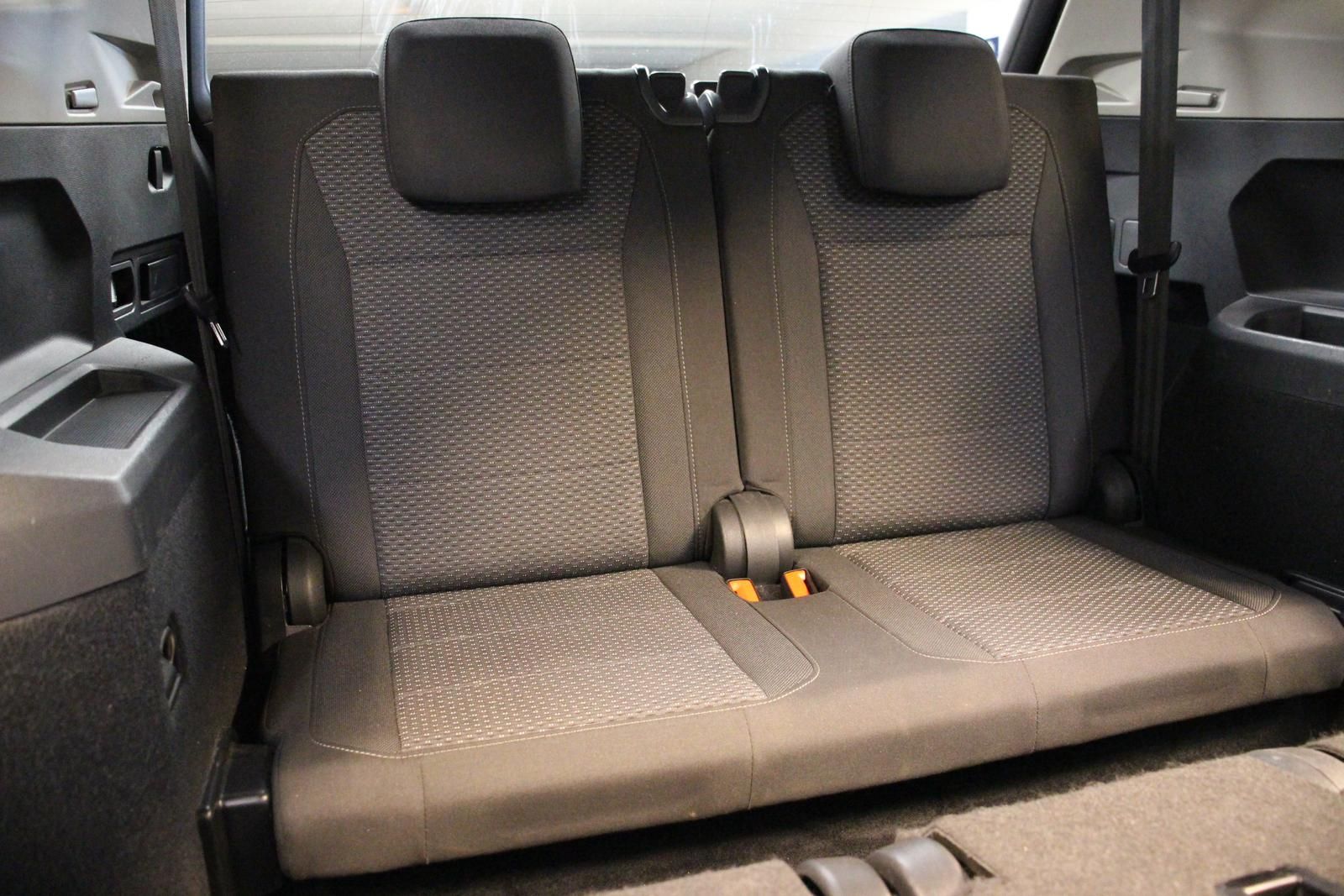 Volkswagen Tiguan Allspace 1.5 TSI NAVI AHK PDC SHZ 7SITZER foto 15
