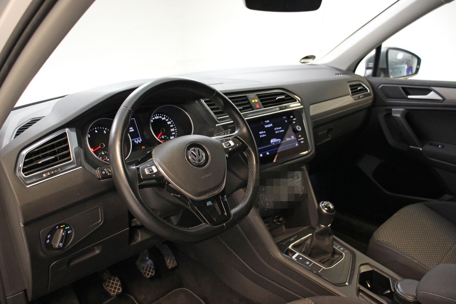 Volkswagen Tiguan Allspace 1.5 TSI NAVI AHK PDC SHZ 7SITZER foto 9