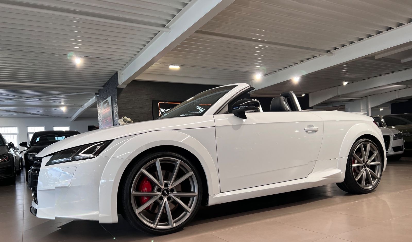 Audi TTS Roadster 2.0TFSI S tronic quattro LED 20Zoll foto 13