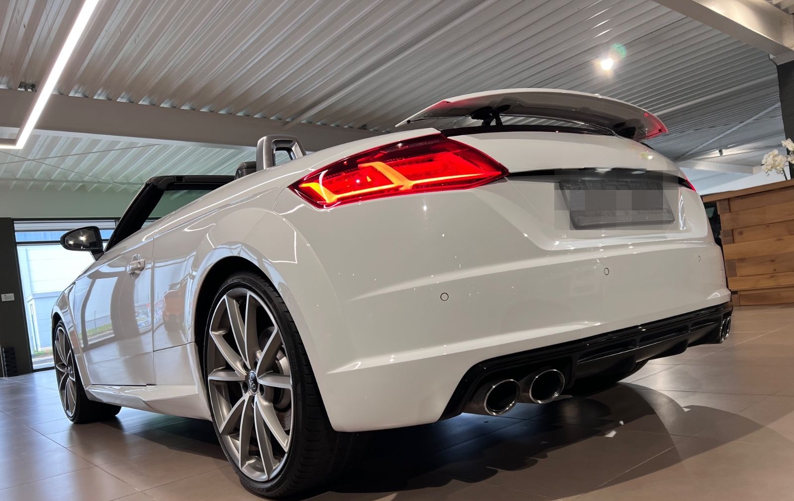 Audi TTS Roadster 2.0TFSI S tronic quattro LED 20Zoll foto 6