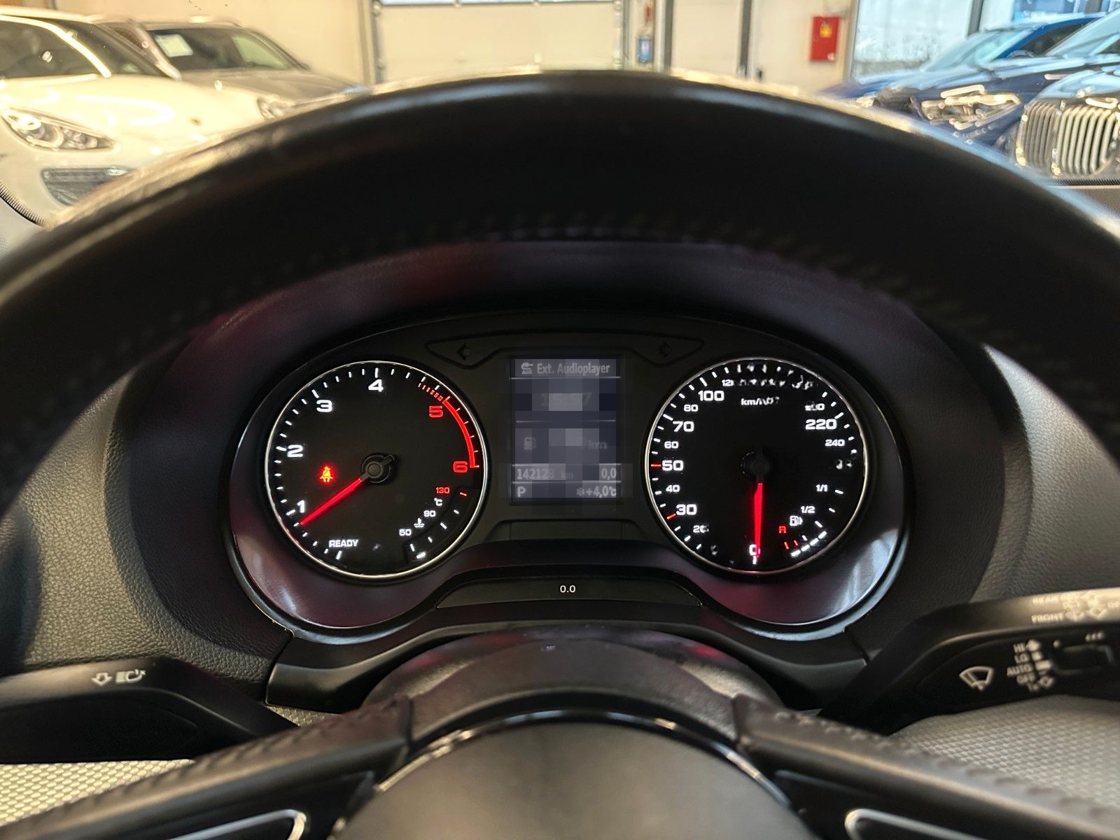 Audi Q2 quattro basis *2. Hand*Klima*SHZ*LED*AHK*MMI* foto 11