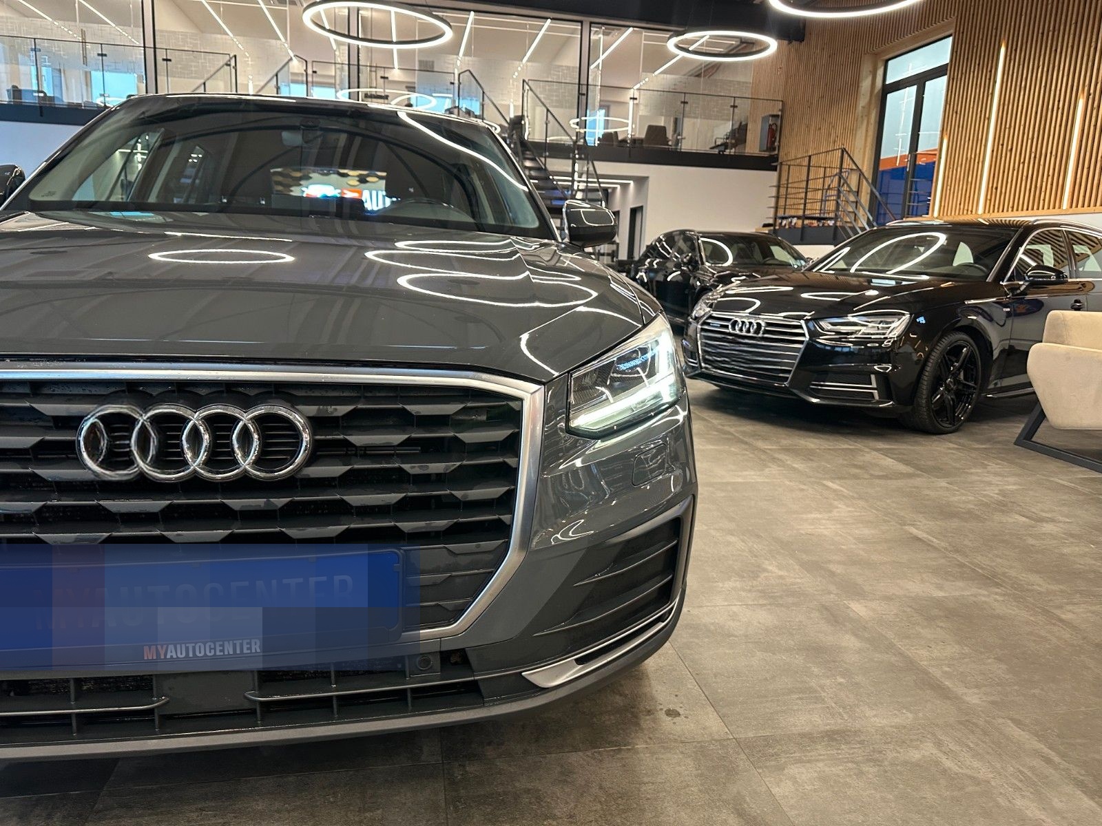 Audi Q2 quattro basis *2. Hand*Klima*SHZ*LED*AHK*MMI* foto 3