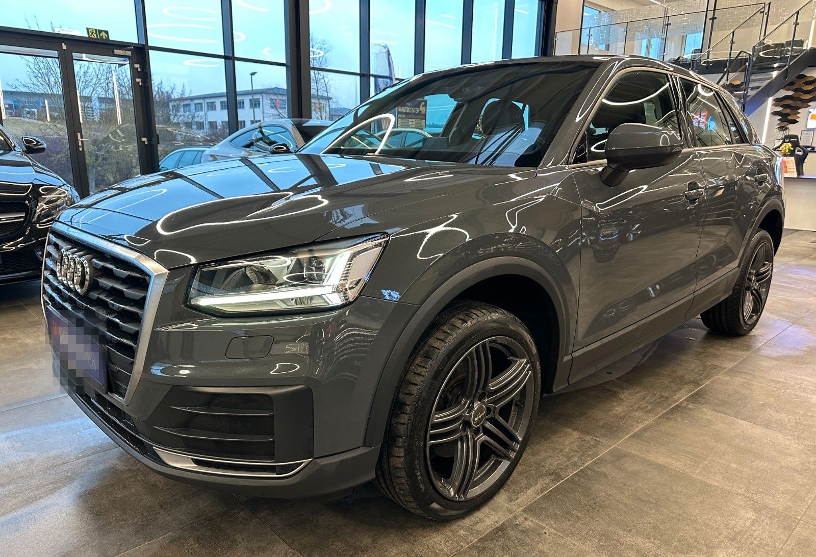 Audi Q2 quattro basis *2. Hand*Klima*SHZ*LED*AHK*MMI* foto 23