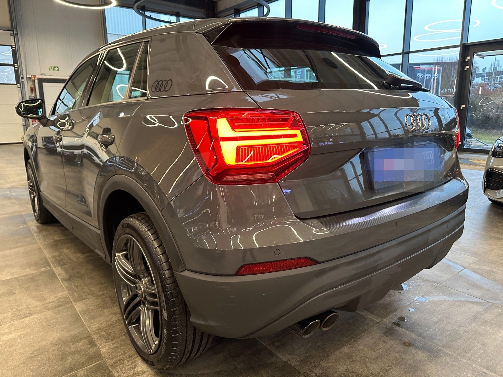Audi Q2 quattro basis *2. Hand*Klima*SHZ*LED*AHK*MMI* foto 25