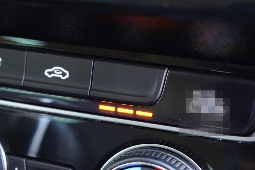 Volkswagen Passat Variant TDI 2.0 DSG *Business*Matrix*Navi foto 18