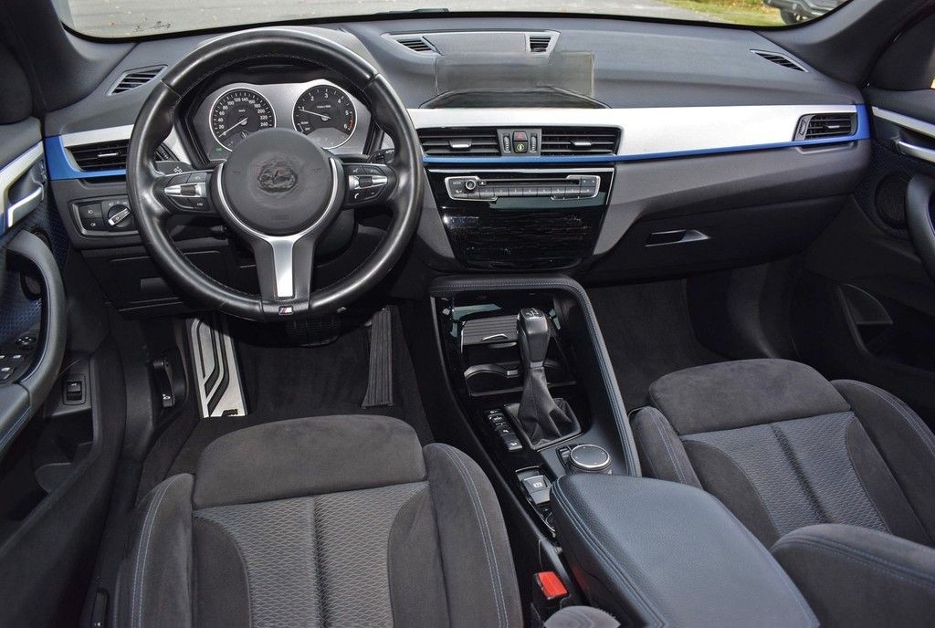BMW X1 xDrive25d M Sport *AHK*Pano*Navi*RüKam*LED* foto 2