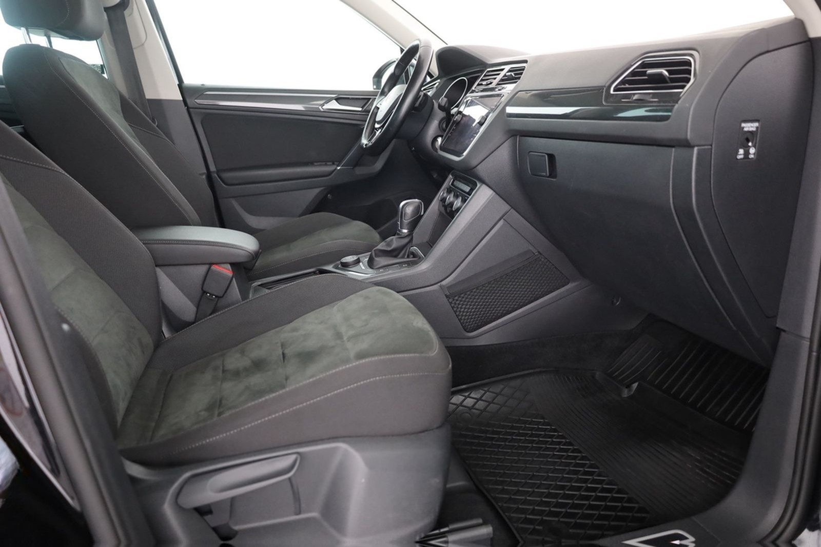 Volkswagen Tiguan 2.0 TSI 4Motion Highline LED Navi 360° foto 23