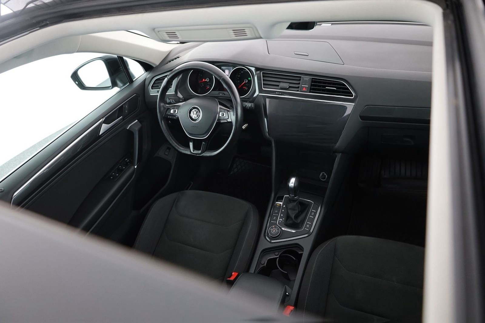 Volkswagen Tiguan 2.0 TSI 4Motion Highline LED Navi 360° foto 27