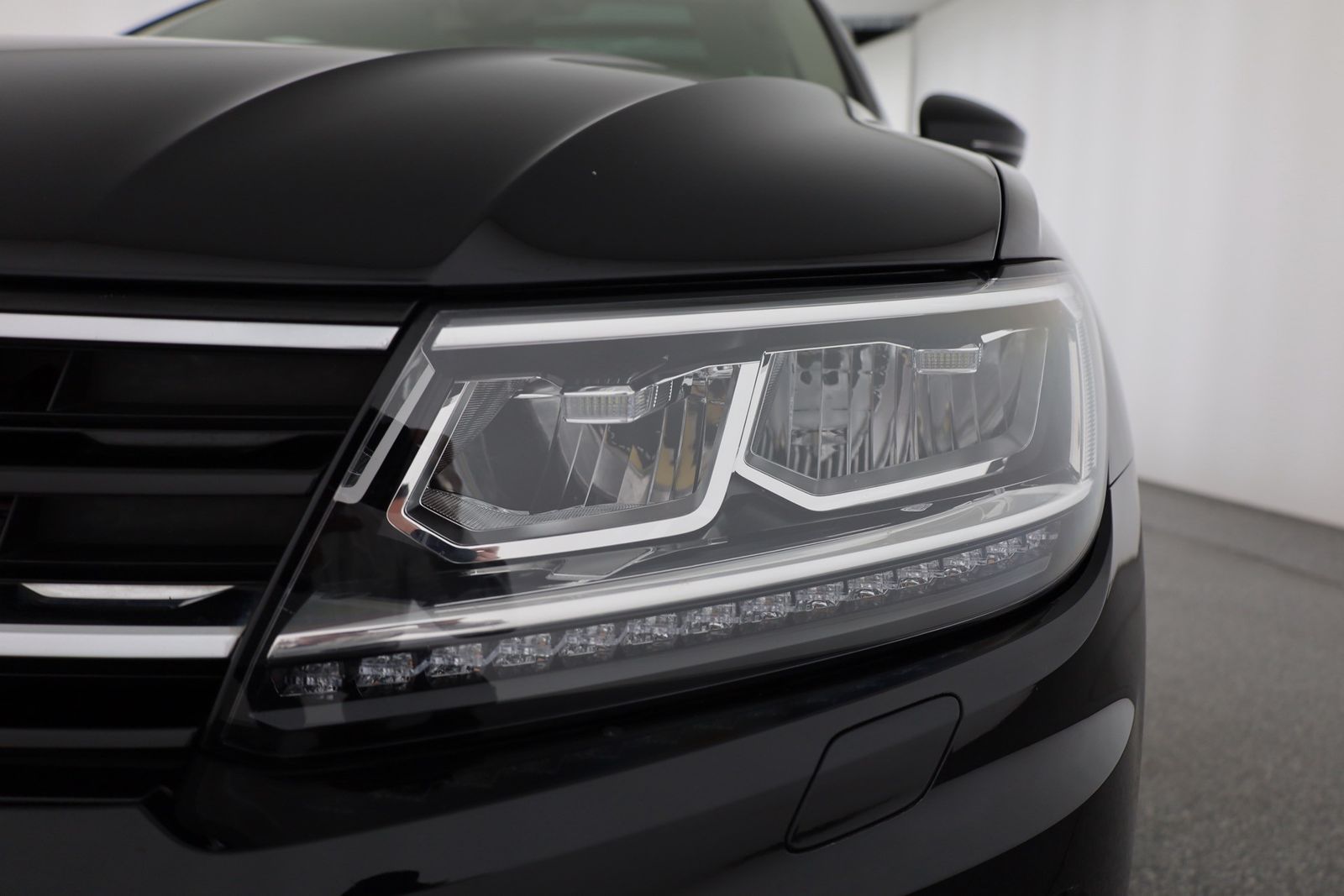 Volkswagen Tiguan 2.0 TSI 4Motion Highline LED Navi 360° foto 30