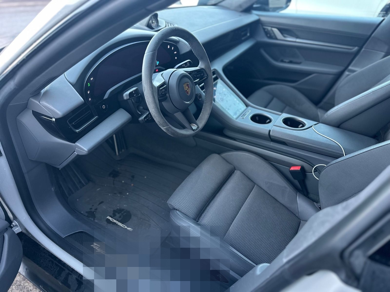 Porsche Taycan Turbo S/Carbon/Keramik/Approved 09/28 foto 5