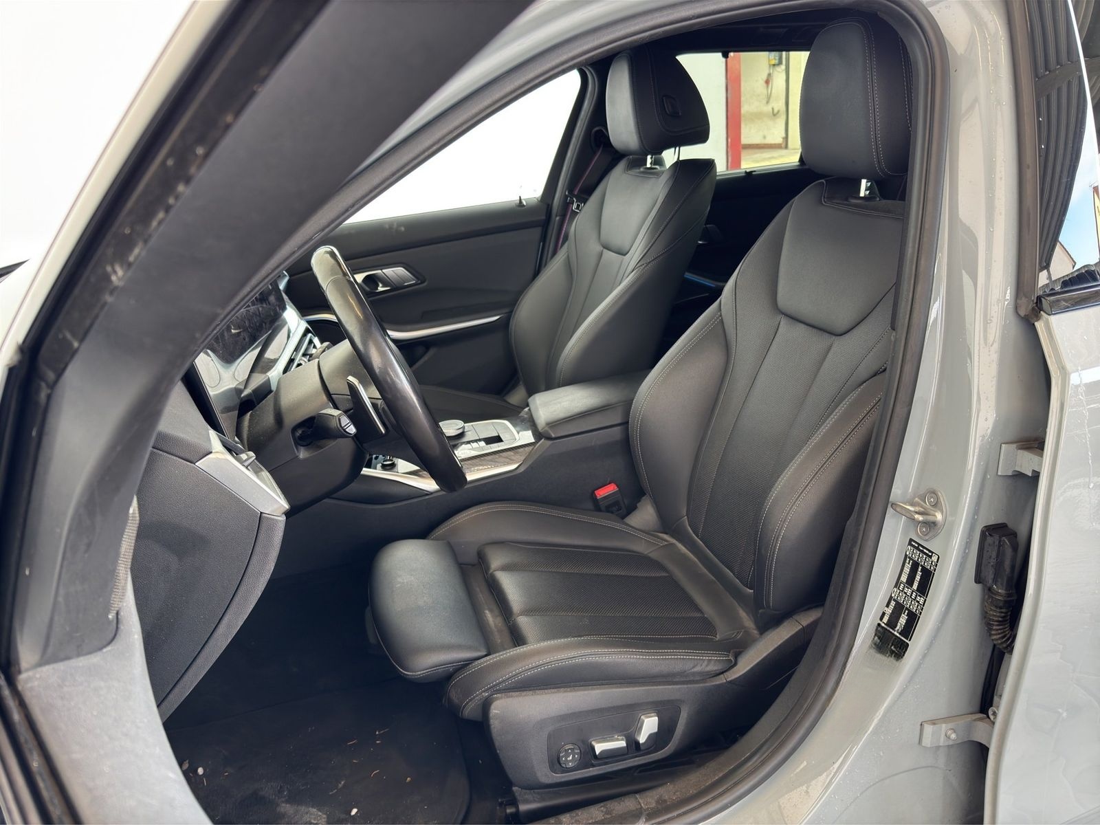 BMW M340d xDrive Touring Navi.LED.360°.HarmKard.ACC foto 8
