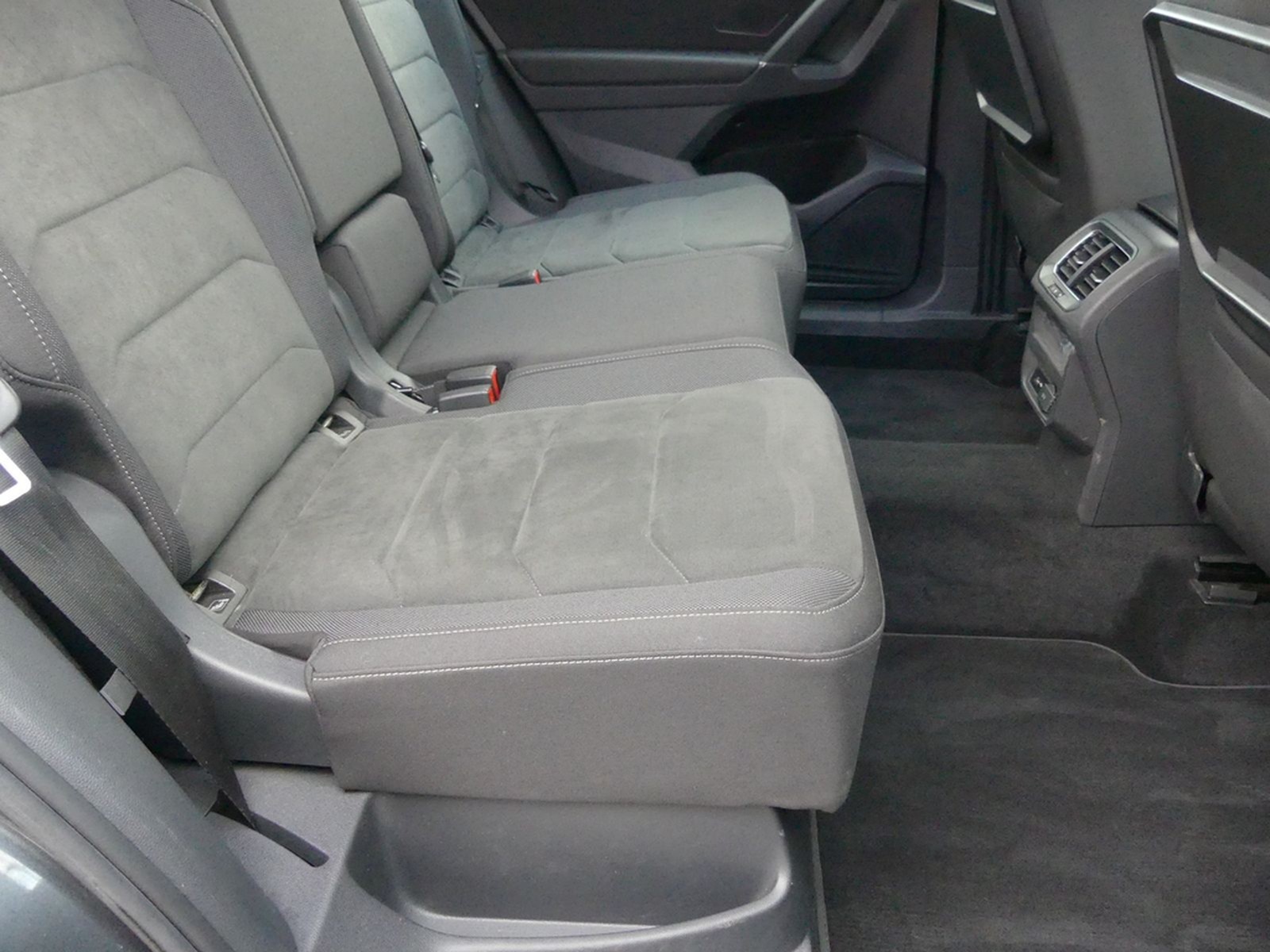 Volkswagen Tiguan Allspace Highline 4M LED Virtual Cockpit foto 34