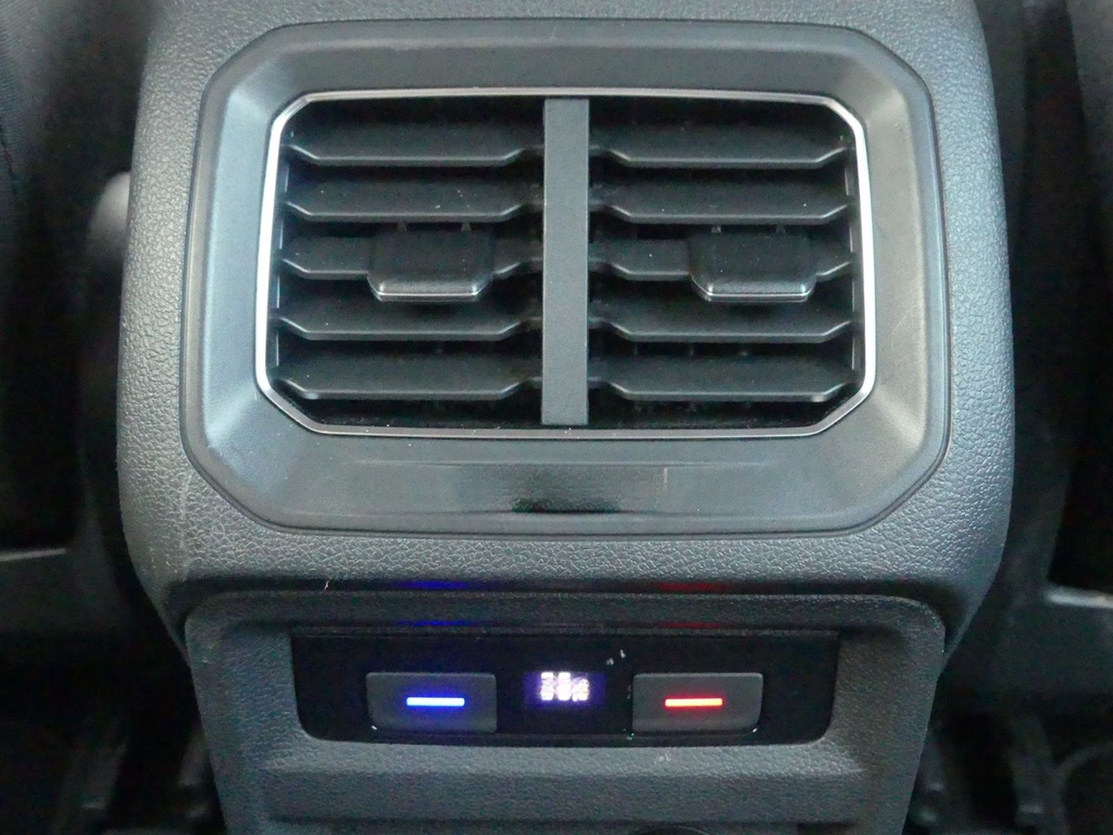 Volkswagen Tiguan Allspace Highline 4M LED Virtual Cockpit foto 36