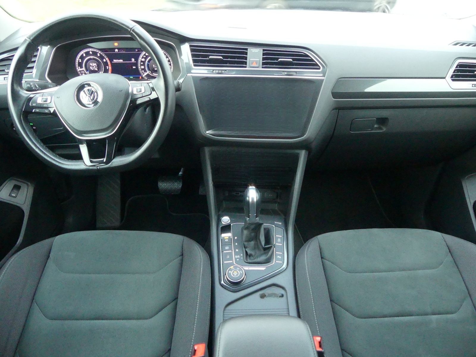 Volkswagen Tiguan Allspace Highline 4M LED Virtual Cockpit foto 9