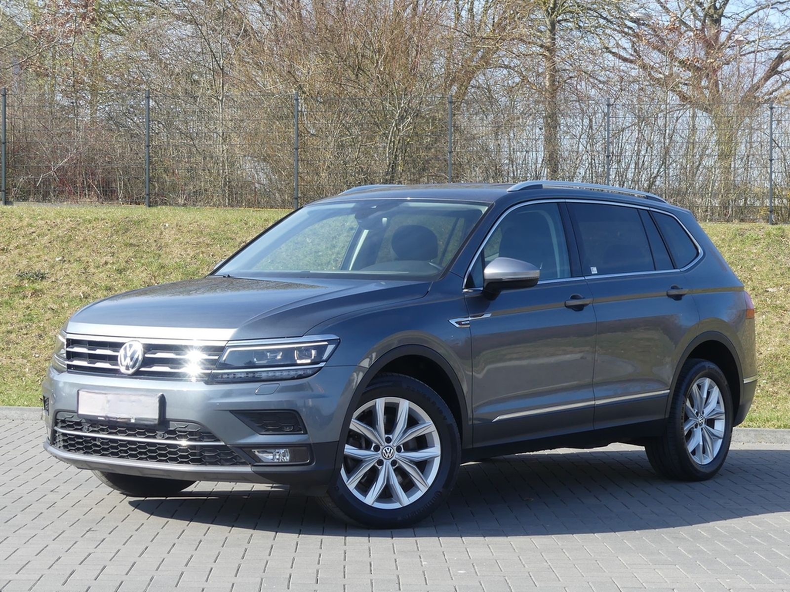 Volkswagen Tiguan Allspace 2.0 Highline 4Motion LED Navi foto 2