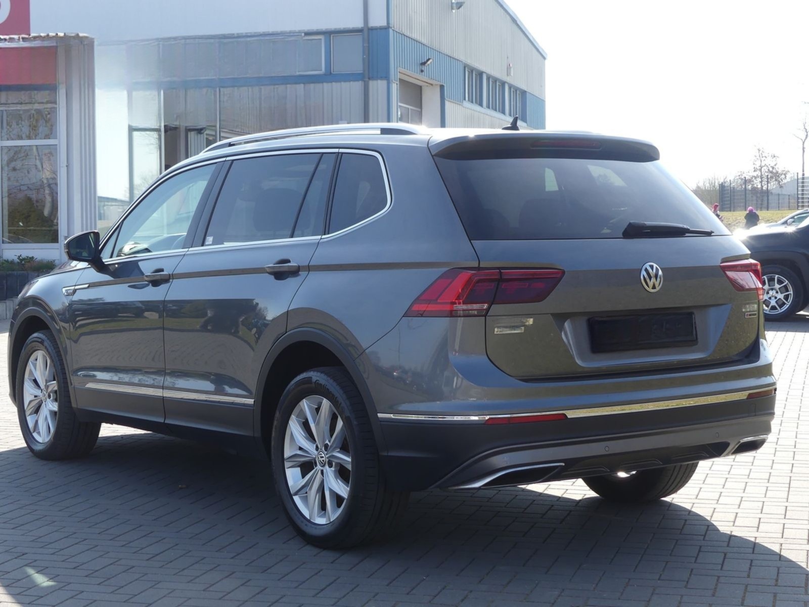 Volkswagen Tiguan Allspace 2.0 Highline 4Motion LED Navi foto 3