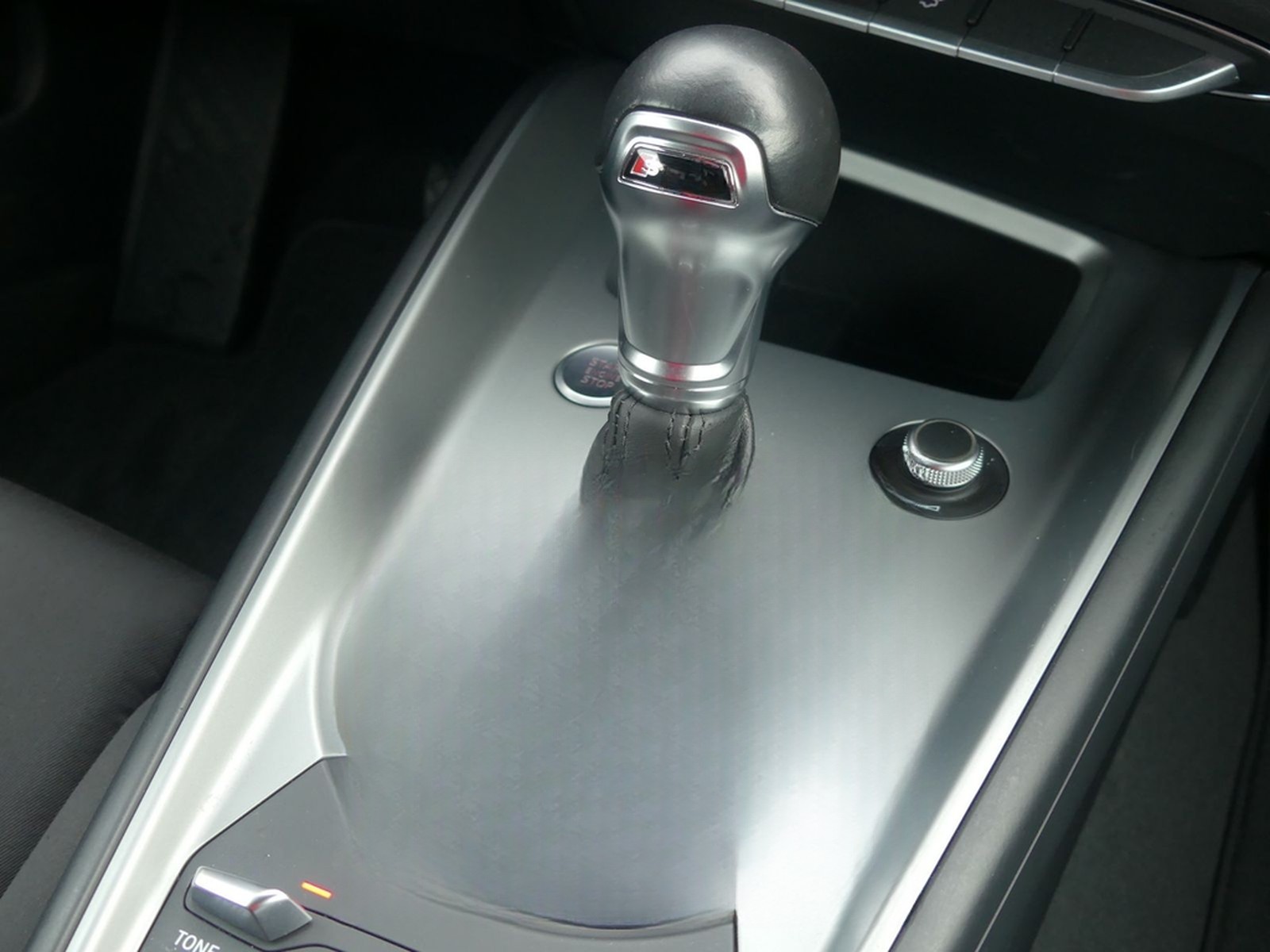 Audi TT Coupe 1.8 TFSI Totwinkel Virtual Cockpit foto 16
