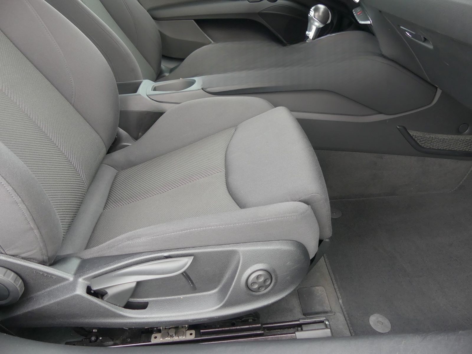 Audi TT Coupe 1.8 TFSI Totwinkel Virtual Cockpit foto 32