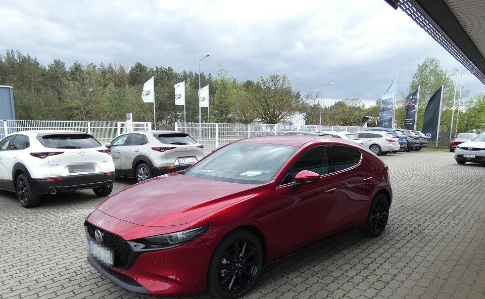Mazda 3 2.0L e-SKYACTIV X 186ps 6AT FWD Exclusive-lin foto 2