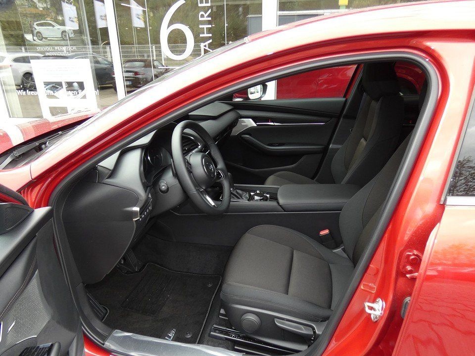 Mazda 3  2.0L e-SKYACTIV X 186ps 6AT FWD Exclusive-lin foto 6