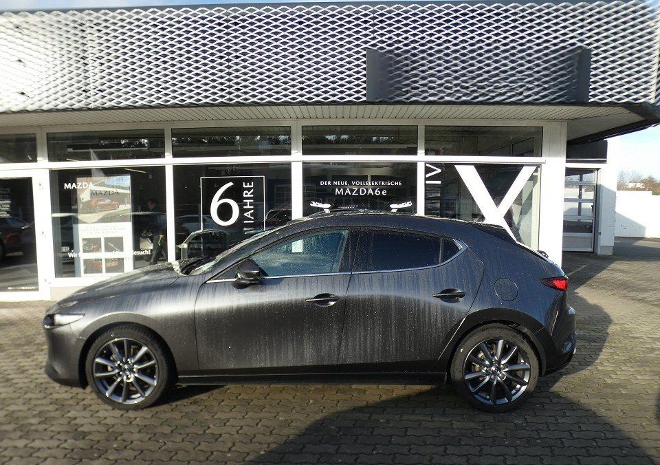Mazda 3 2.5L e-SKYACTIV G 140ps  6MT FWD Takumi foto 4