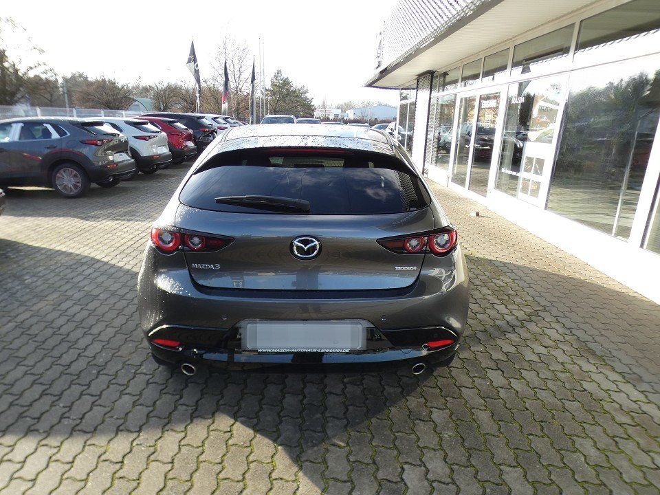 Mazda 3 2.5L e-SKYACTIV G 140ps  6MT FWD Takumi foto 6