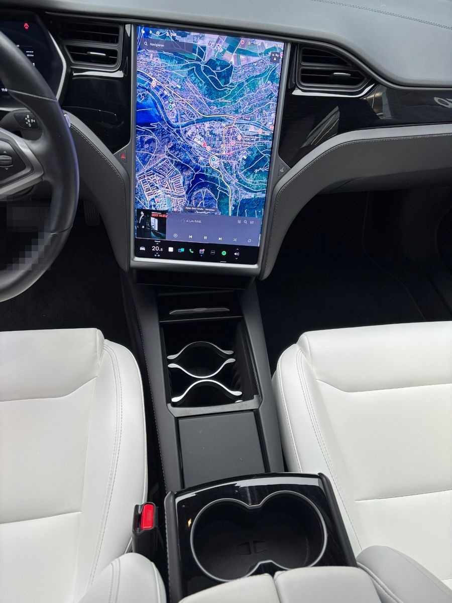 Tesla Model S foto 16