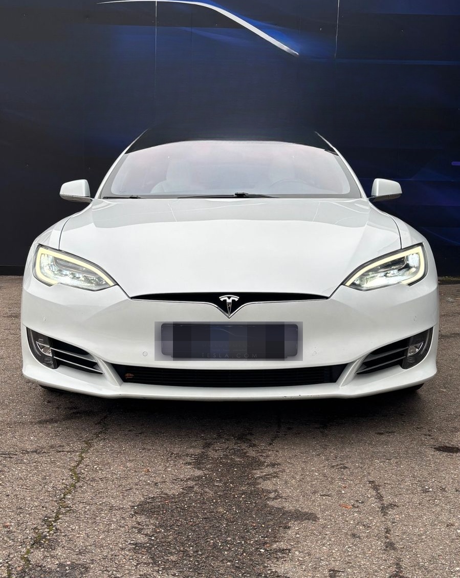 Tesla Model S foto 3