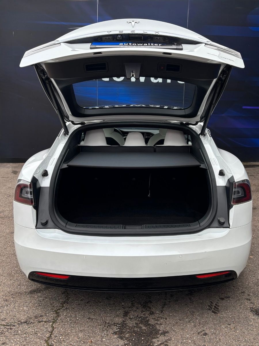 Tesla Model S foto 22