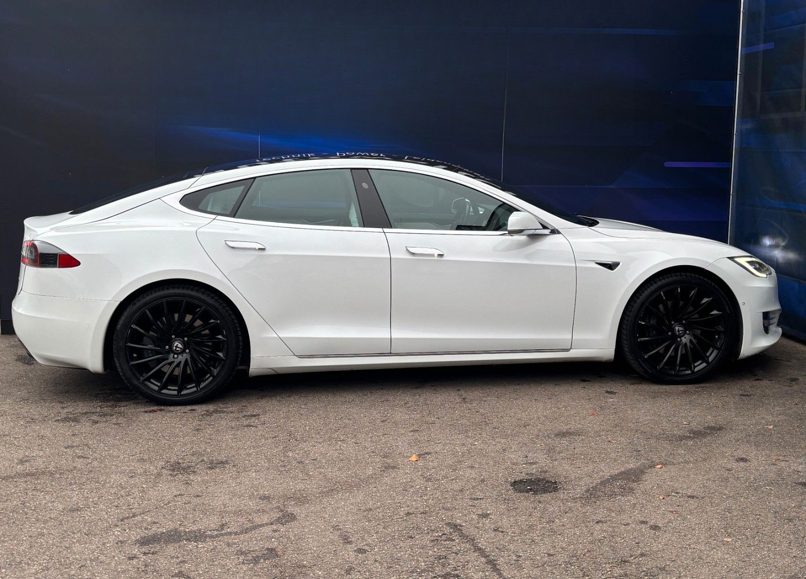 Tesla Model S foto 8