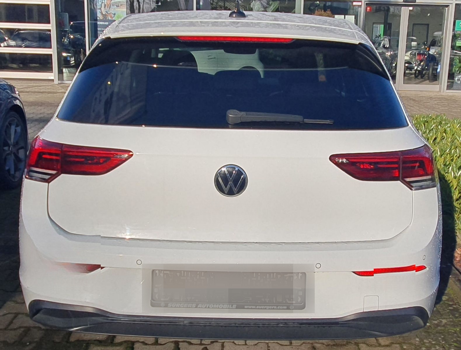 Volkswagen Golf VIII Lim. Life Ambilight Navi SH ALU AHK foto 7