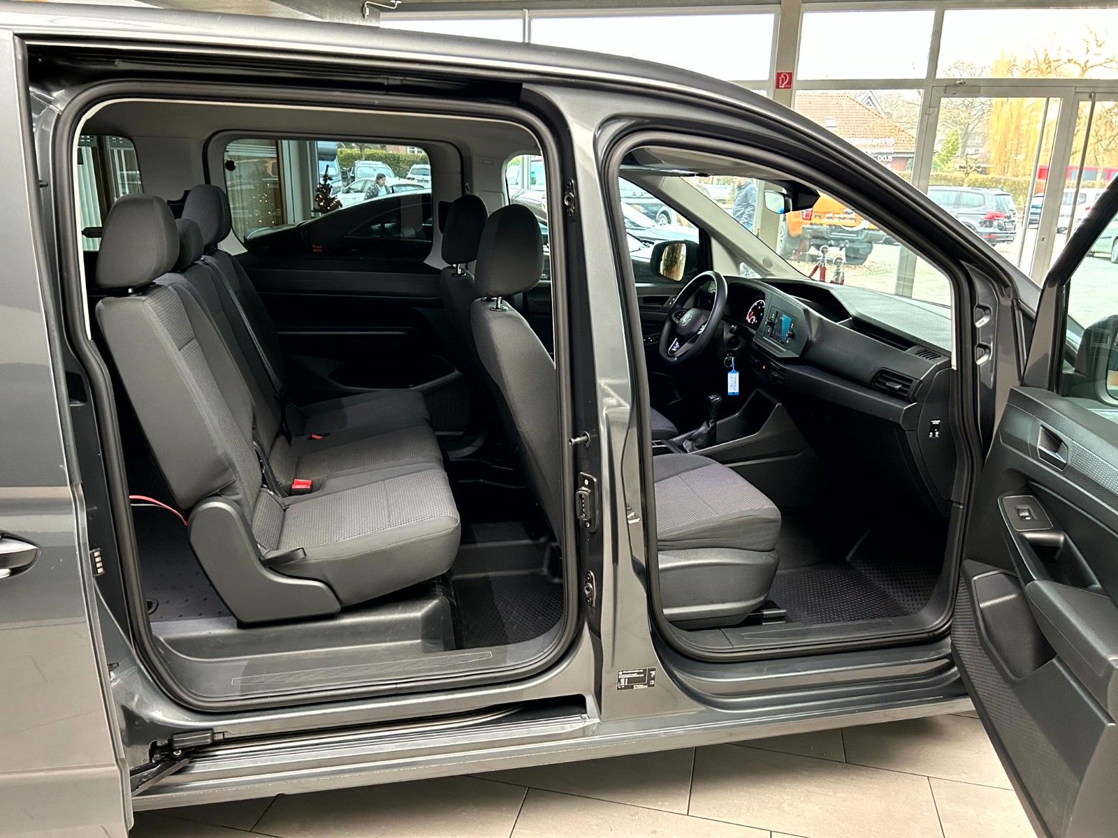 Volkswagen Caddy Maxi Kombi 2.0TDI 5-Sitzer/DAB/PDC/TEMP foto 12