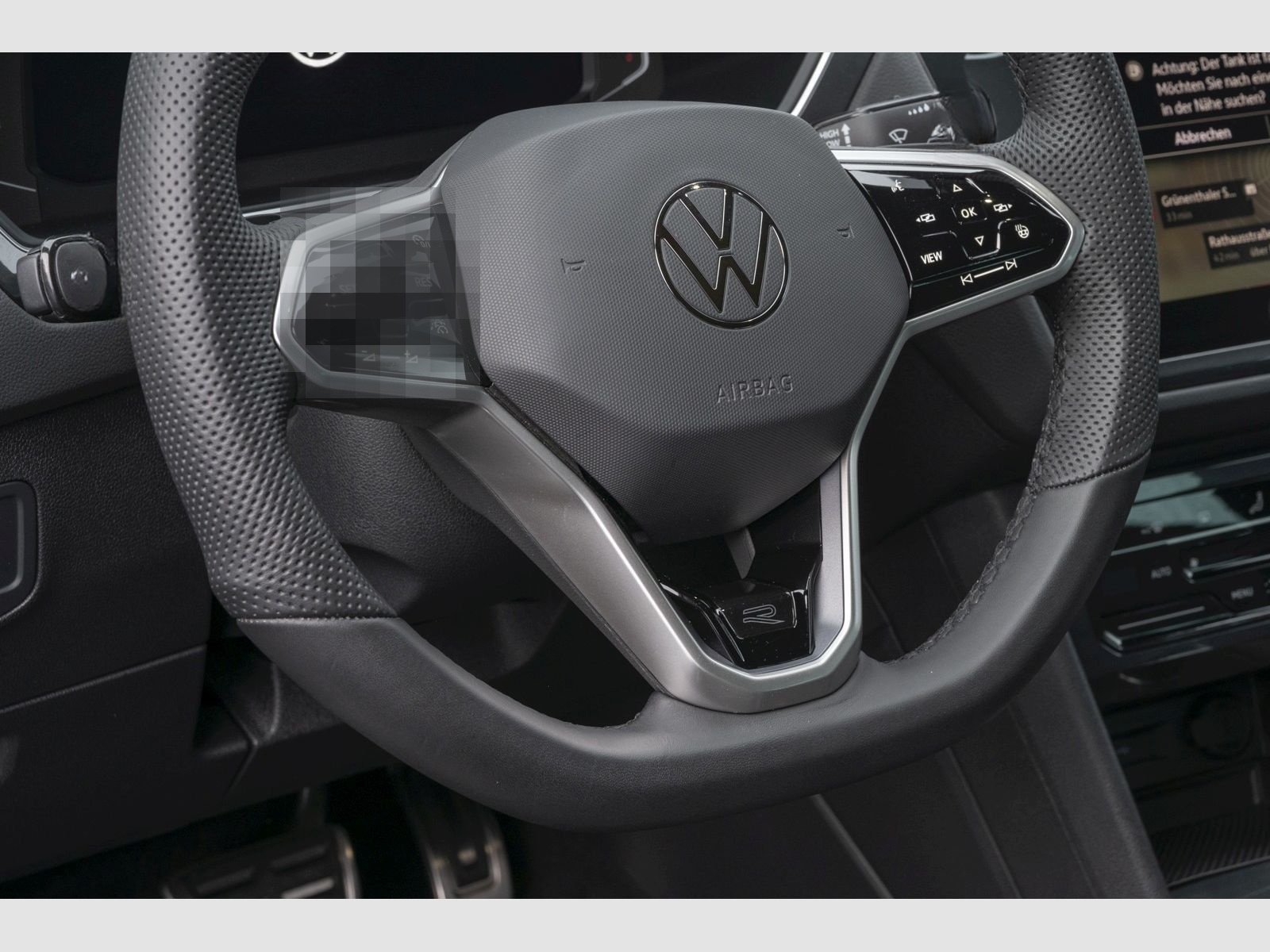 Volkswagen Tiguan 1.5 TSI DSG R Line Pano, AHK, Kamera, Mat foto 19