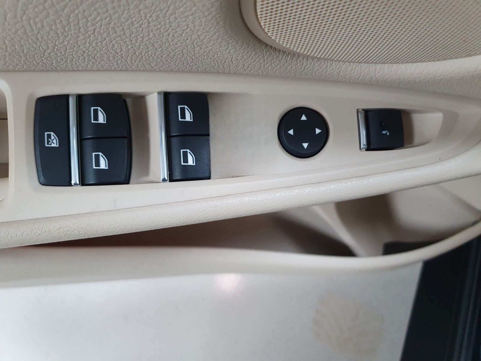 BMW X5 xDrive 50 i*RFK*NAVI*XENON*AC*HUD*LMF*1H*AHK* foto 15