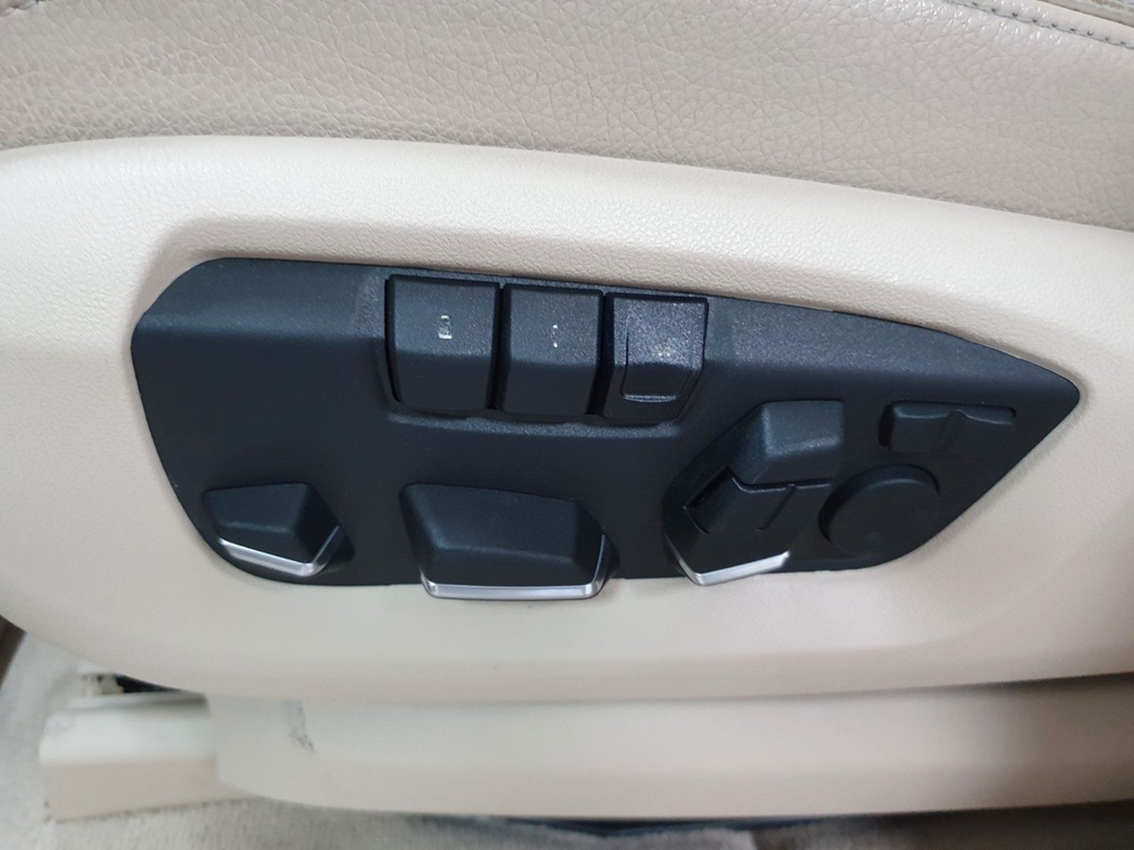 BMW X5 xDrive 50 i*RFK*NAVI*XENON*AC*HUD*LMF*1H*AHK* foto 28