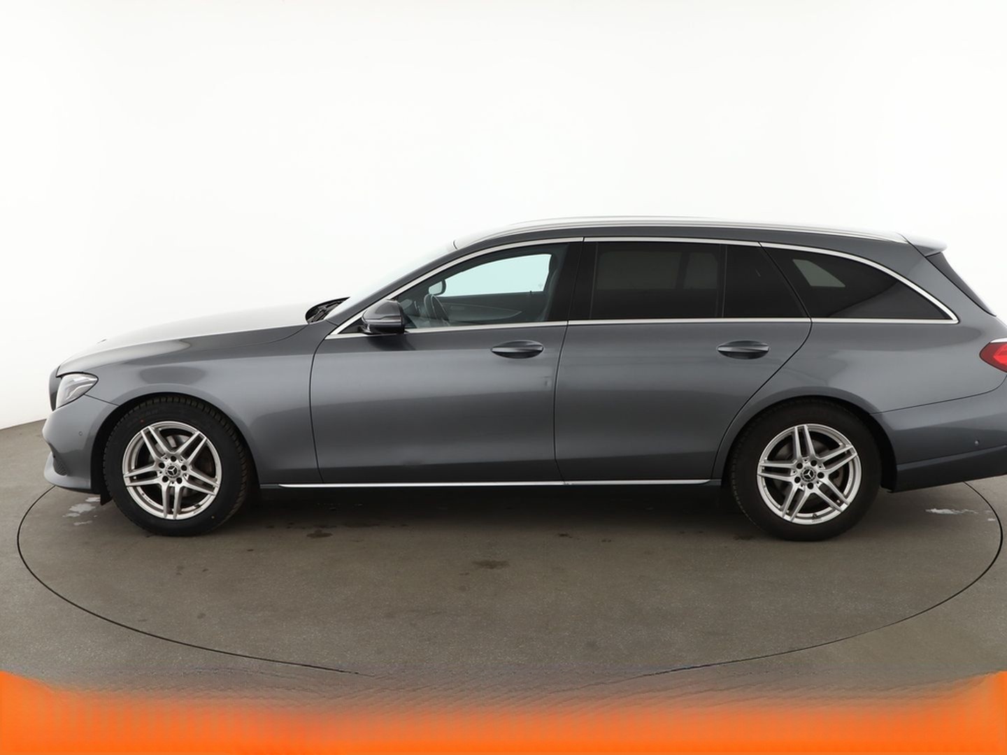 Mercedes-Benz E 220 d Avantgarde Aut.*NAVI*CAM*SHZ*PDC* foto 3