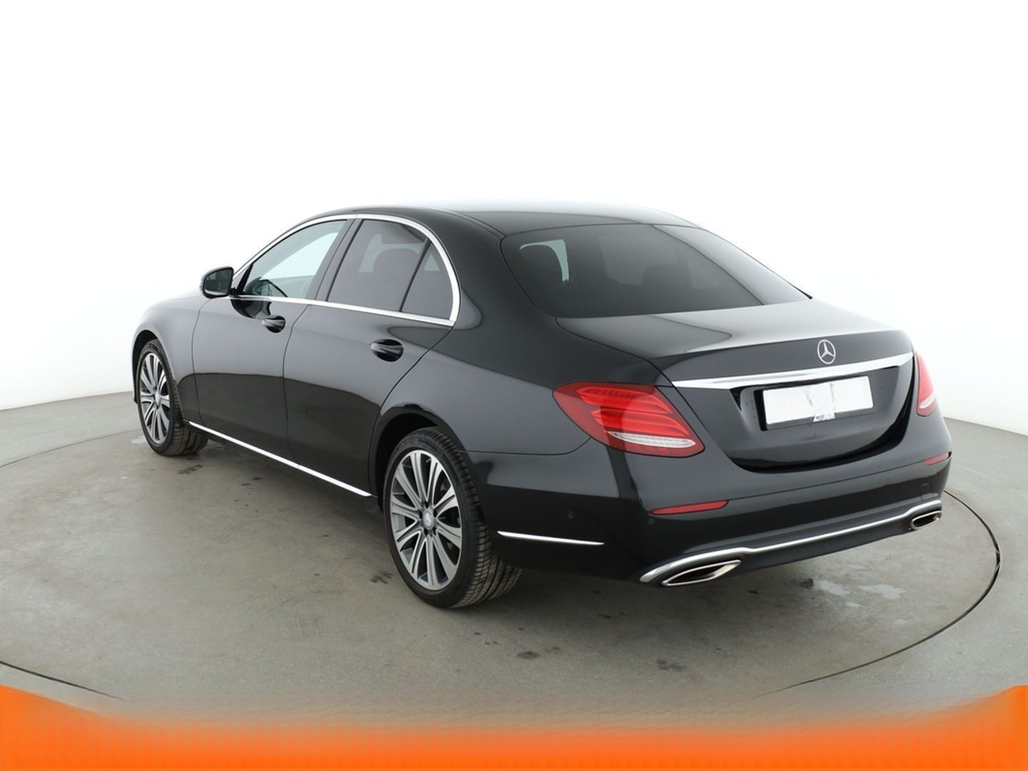 Mercedes-Benz E-Klasse E 200 Exclusive Aut.*NAVI*LED*CAM*PDC* foto 4