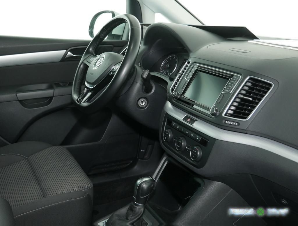 Volkswagen Sharan Comfortline 1.4 TSI DSG Navi SiHz foto 5