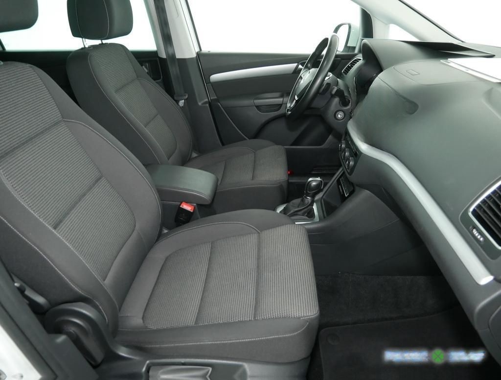 Volkswagen Sharan Comfortline 1.4 TSI DSG Navi SiHz foto 6