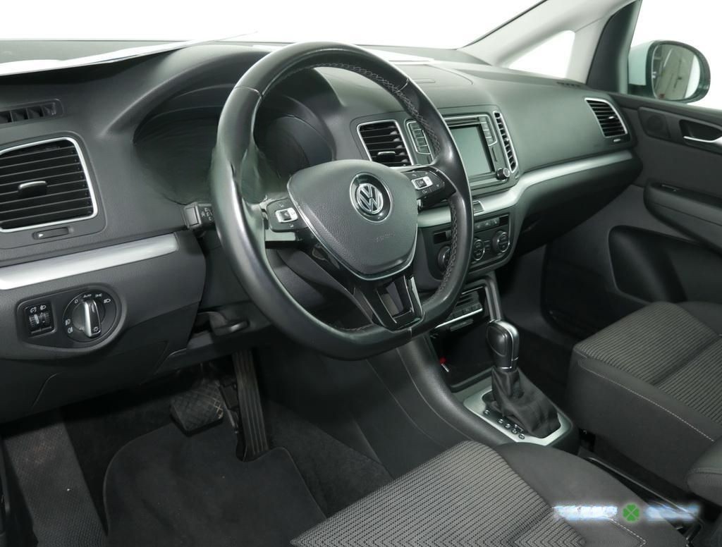 Volkswagen Sharan Comfortline 1.4 TSI DSG Navi SiHz foto 8