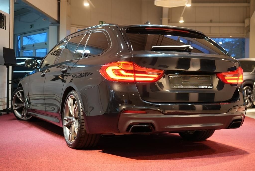 BMW M550 d xDrive Touring *LED*Navi*Virtual*Kamera* foto 2