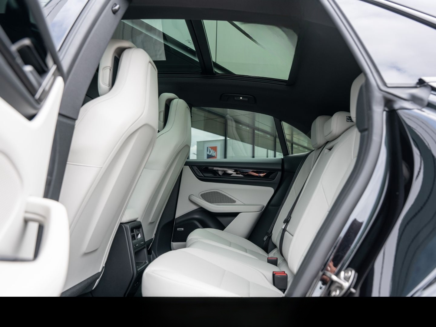 Porsche Macan 4 BOSE Panoramadach Surround View LED foto 7