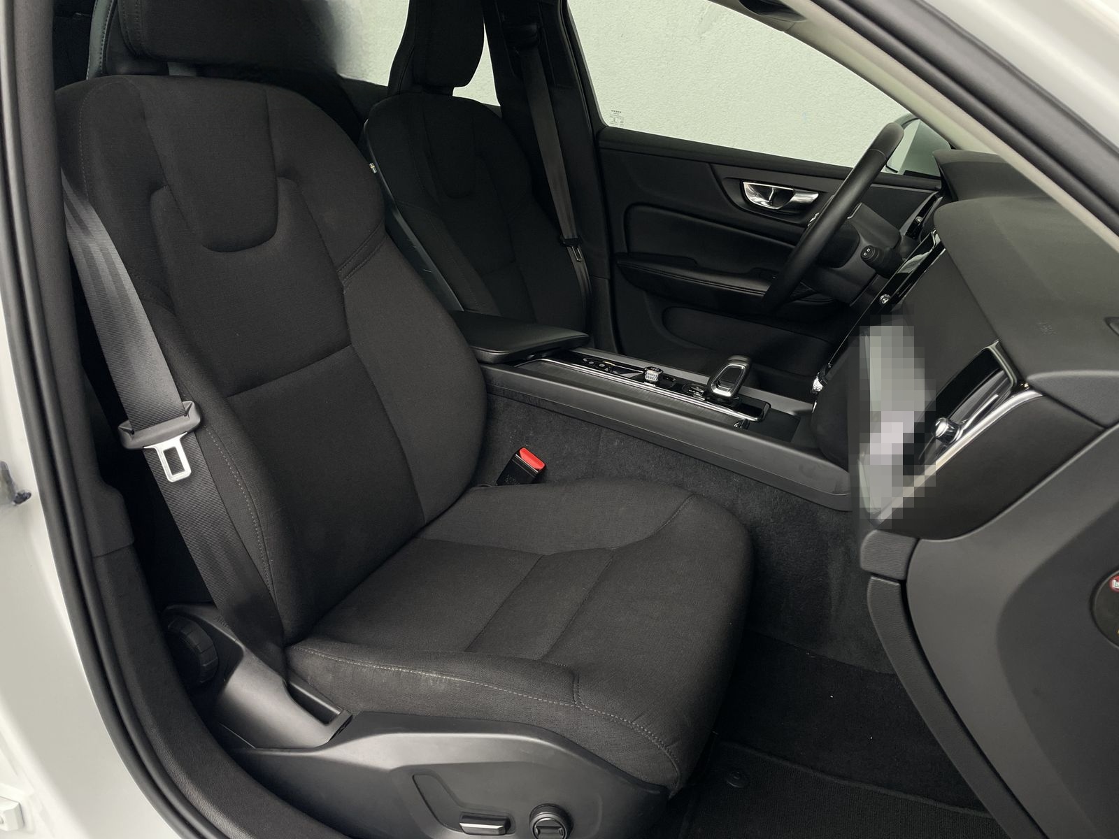 Volvo V60 B3*MOMENTUM PRO*R.KAM*LED*NAVI*KEYLESS* foto 13