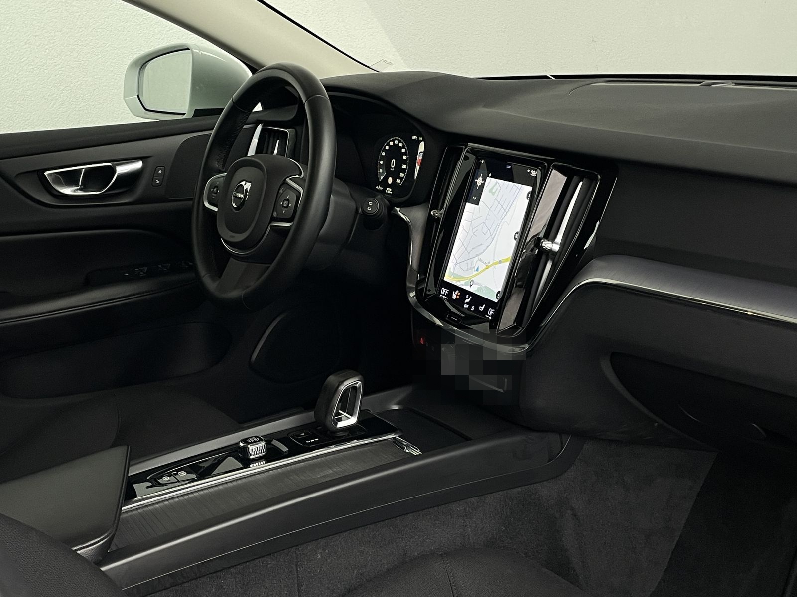 Volvo V60 B3*MOMENTUM PRO*R.KAM*LED*NAVI*KEYLESS* foto 14